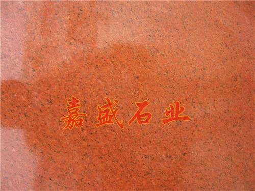 红色小花