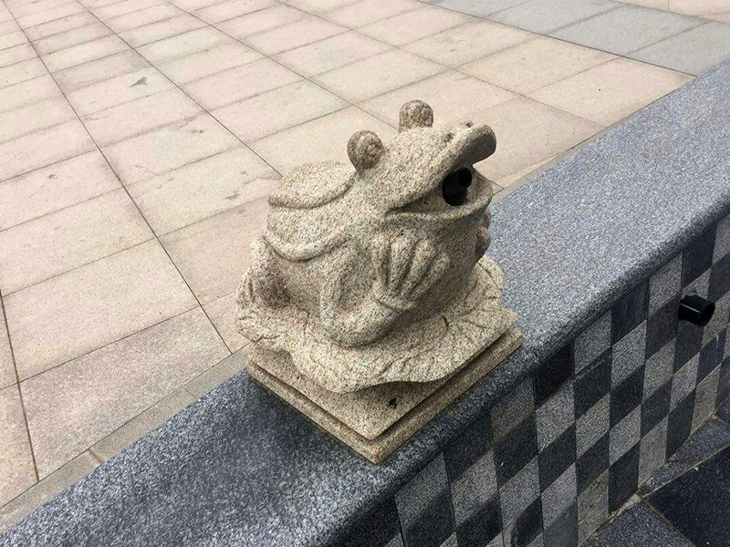 花岗岩金蟾