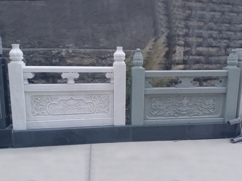 阳台石栏杆