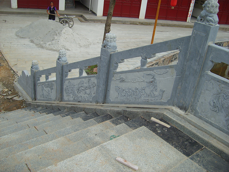 台阶青石栏杆