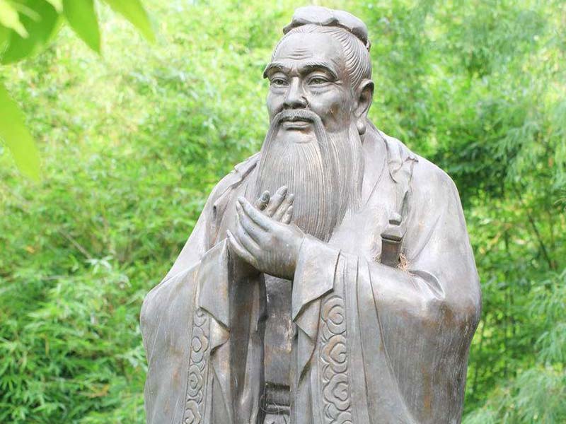 孔子石雕像（七）
