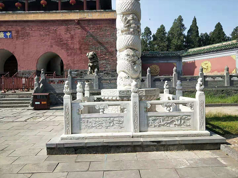 石栏杆