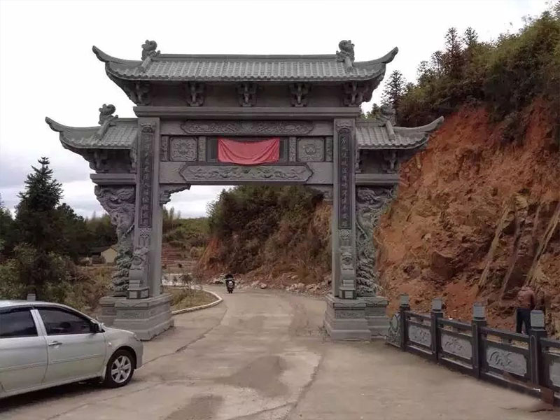青石单门寺庙石雕牌坊