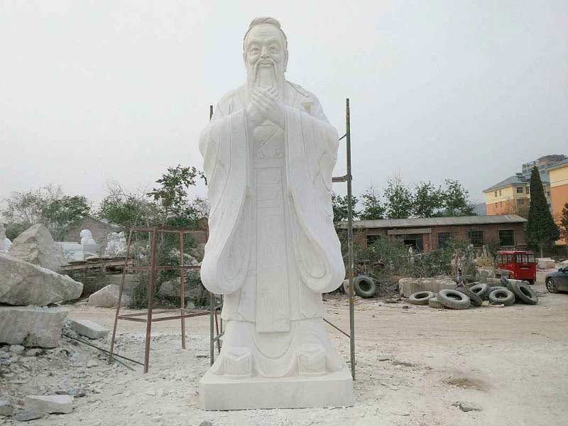 孔子雕像