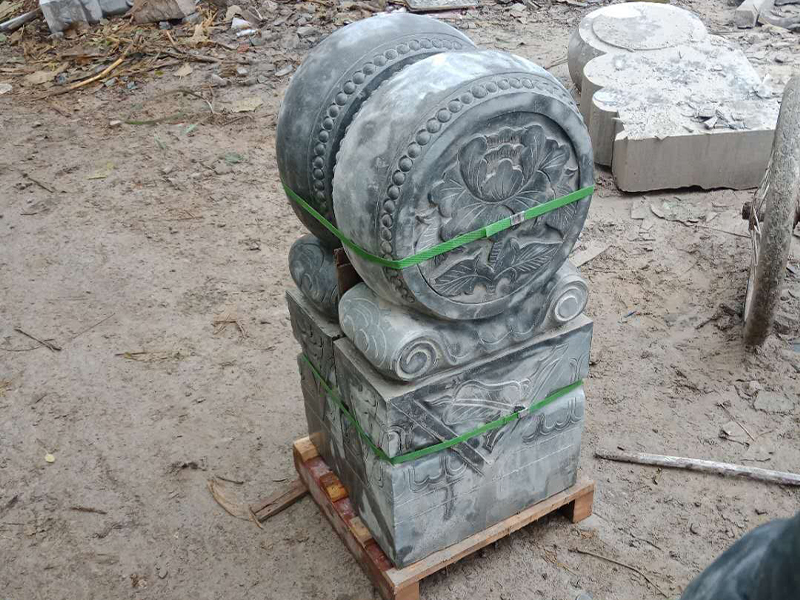 青石牡丹抱鼓