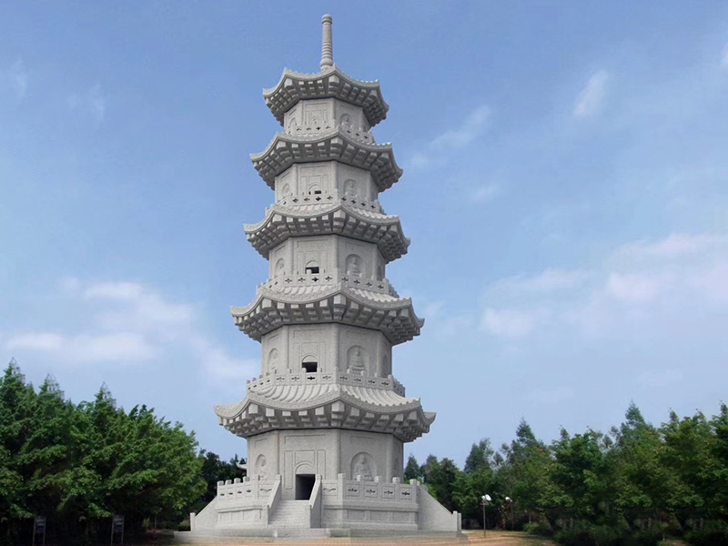 花岗岩石塔