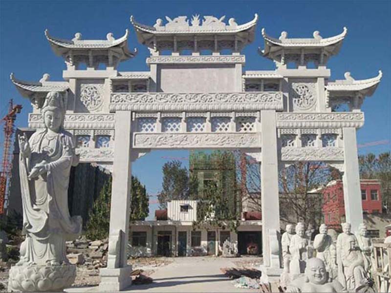 三门石雕牌坊
