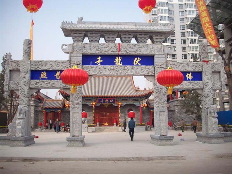 寺庙石雕牌坊