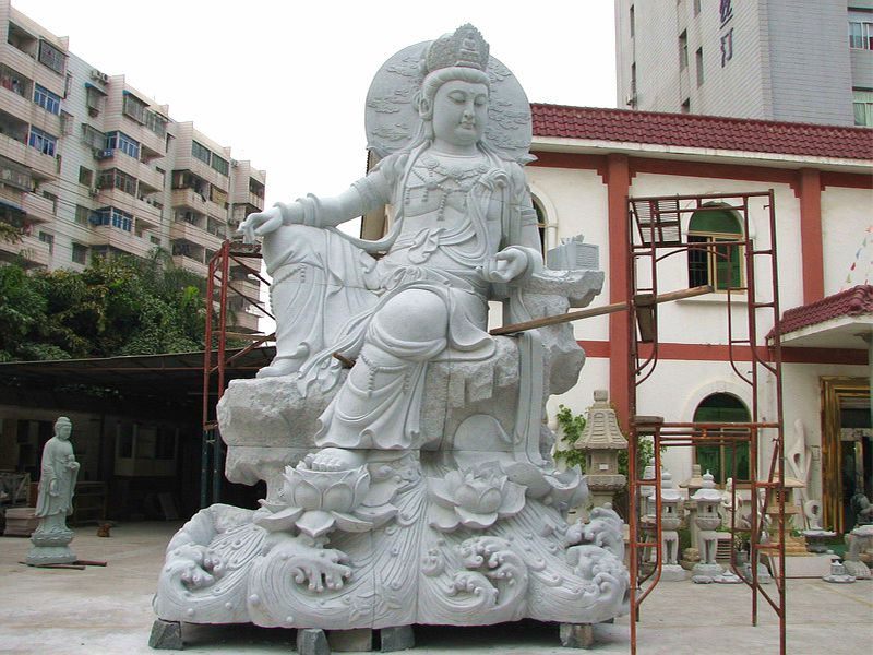 石雕观音像