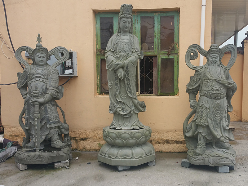 花岗岩石雕观音像