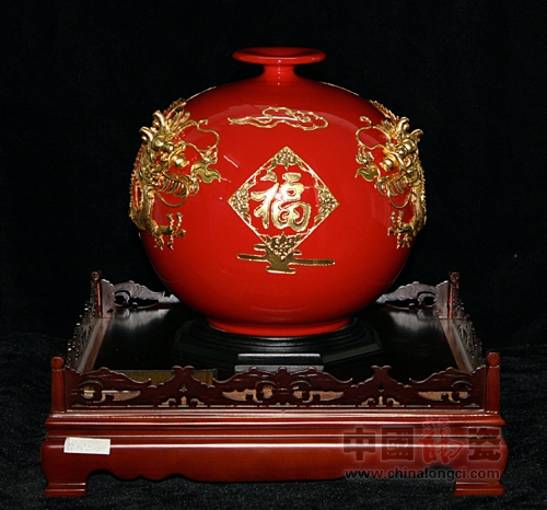 供应中国龙瓷 漆线雕 陶瓷工艺品 礼品 收藏品 摆件 23cm双龙天地方圆