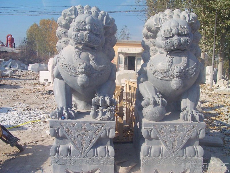 供应曲阳雕刻石雕麒麟大象石狮子动物