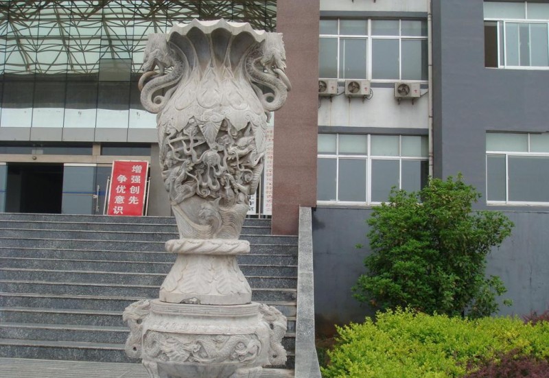 国务院工艺师精品之作石雕宝瓶,花瓶，石雕礼器 石雕鼎香炉石鼎